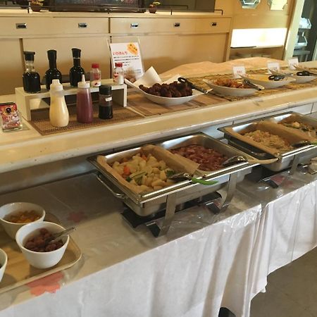 Hirosaki Prince Hotel Екстер'єр фото