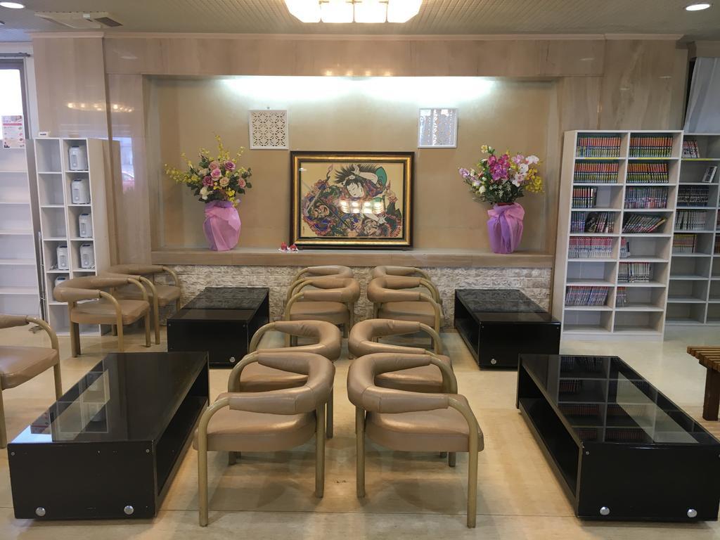 Hirosaki Prince Hotel Екстер'єр фото